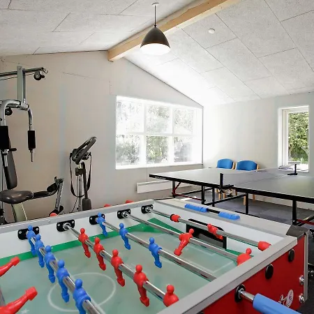 Three-bedroom Holiday In Blavand 8 Holiday home *
