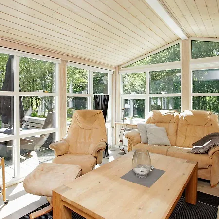 Holiday home Three-bedroom Holiday In Blavand 8 Ho