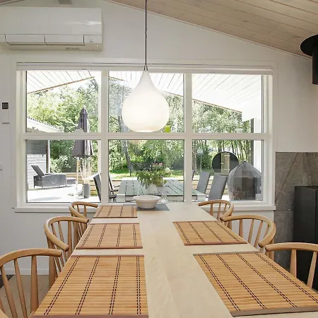 Holiday home Three-bedroom Holiday In Blavand 8 *