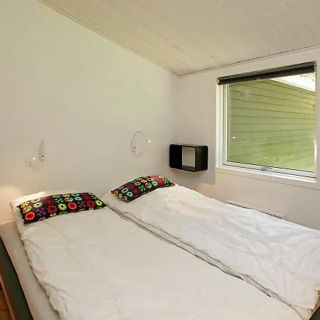 Three-bedroom Holiday In Blavand 8 Holiday home